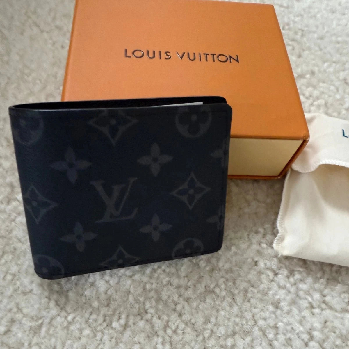 Louis Vuitton Slender Men's Black Wallet 100% Authentic Free Shipping